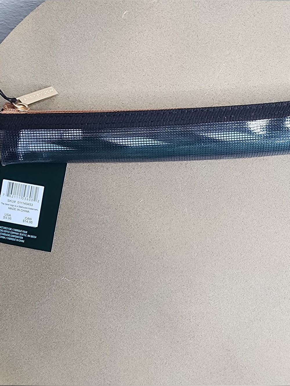 NWT Starbucks Reusable Straw Kit 2 Straws, Cleaner, And Pouch